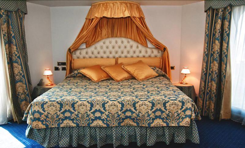 Savoia Hotel 3*