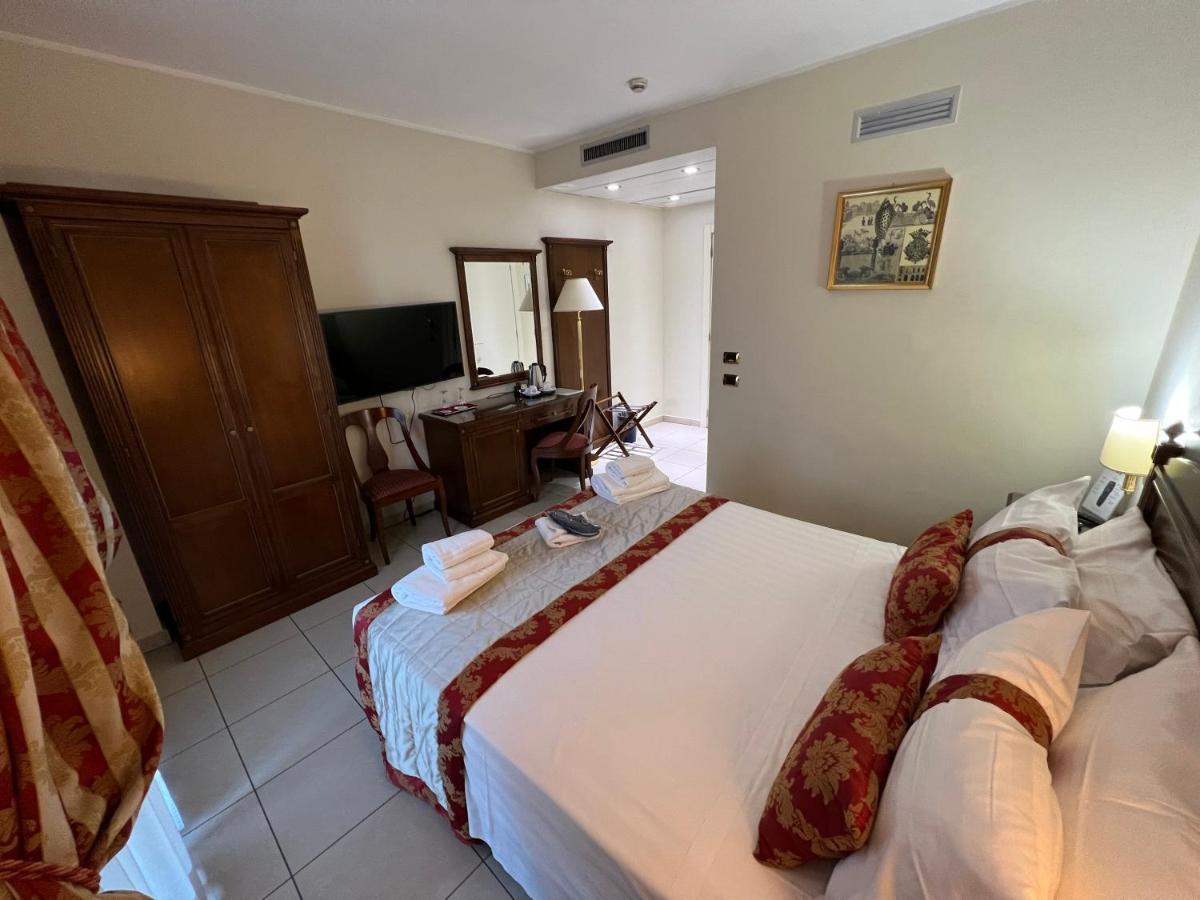 Hotel Savoia 3*