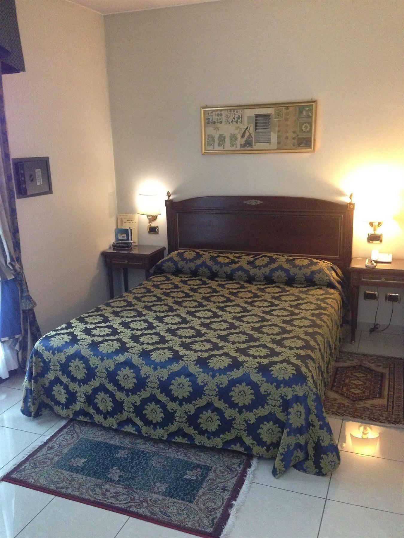 Savoia Hotel Turin